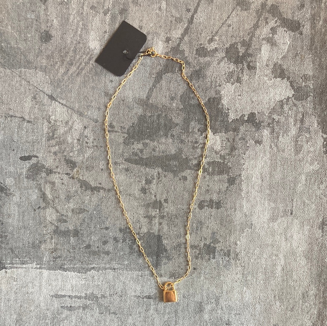 merewif Holmes padlock