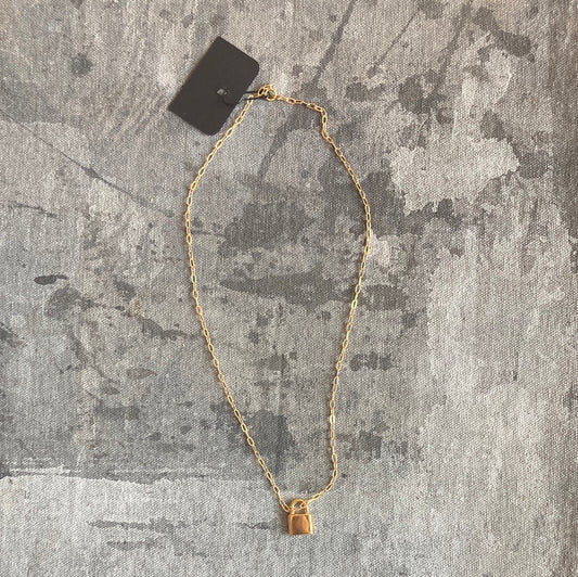 merewif Holmes padlock