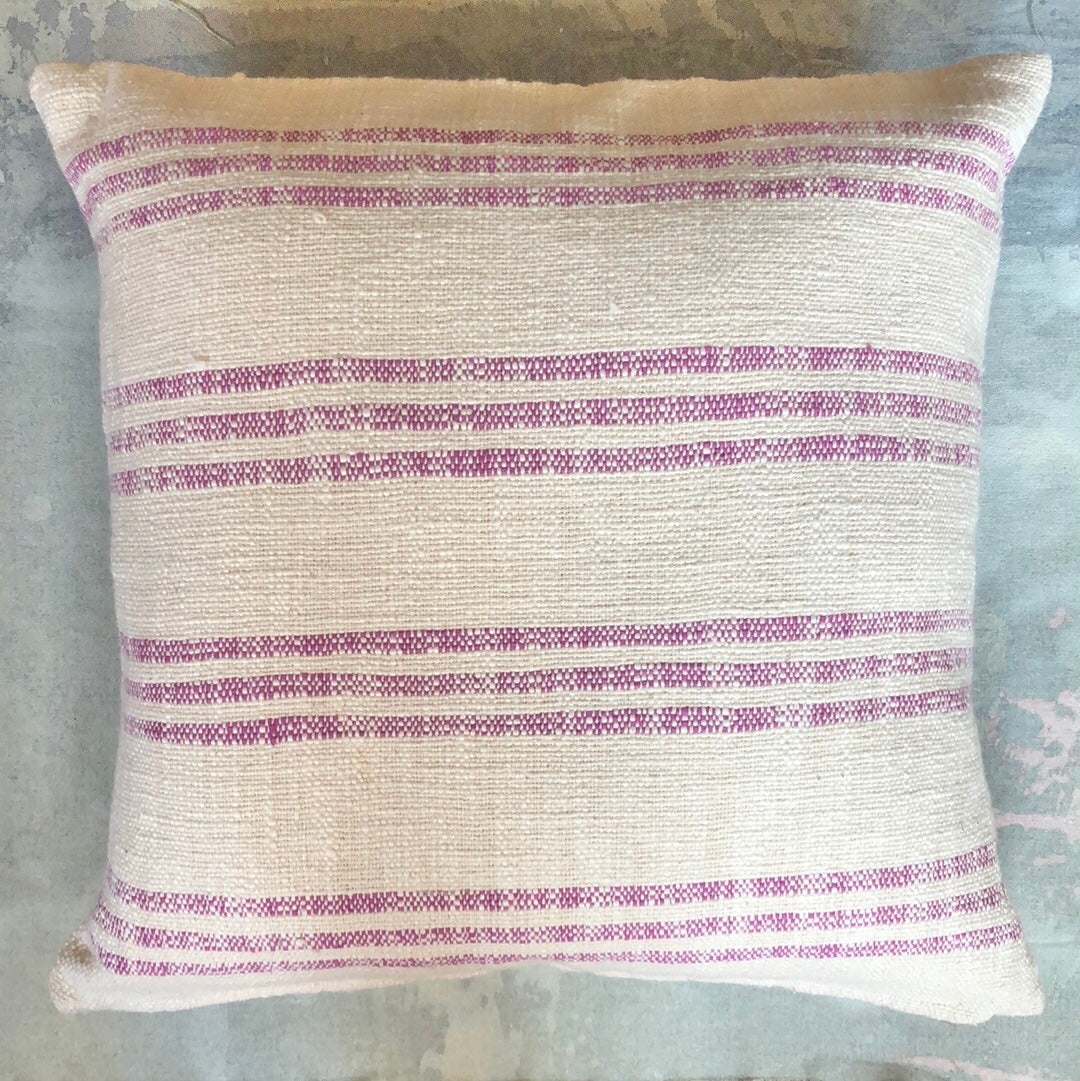 PILLOWPIA - trilli pillow in orchid