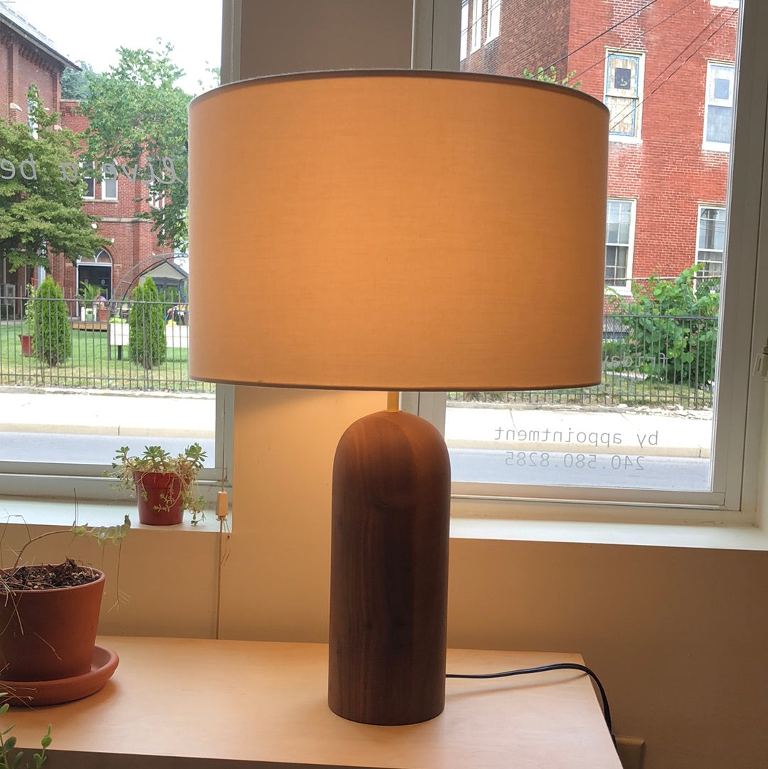 Simone et Marcel - Pura Table Lamp Walnut Wood