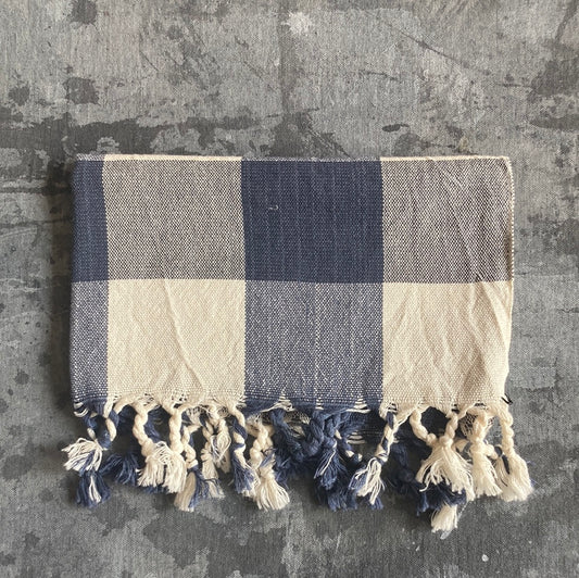 HOME & LOFT - Ivory Navy Montauk Towel