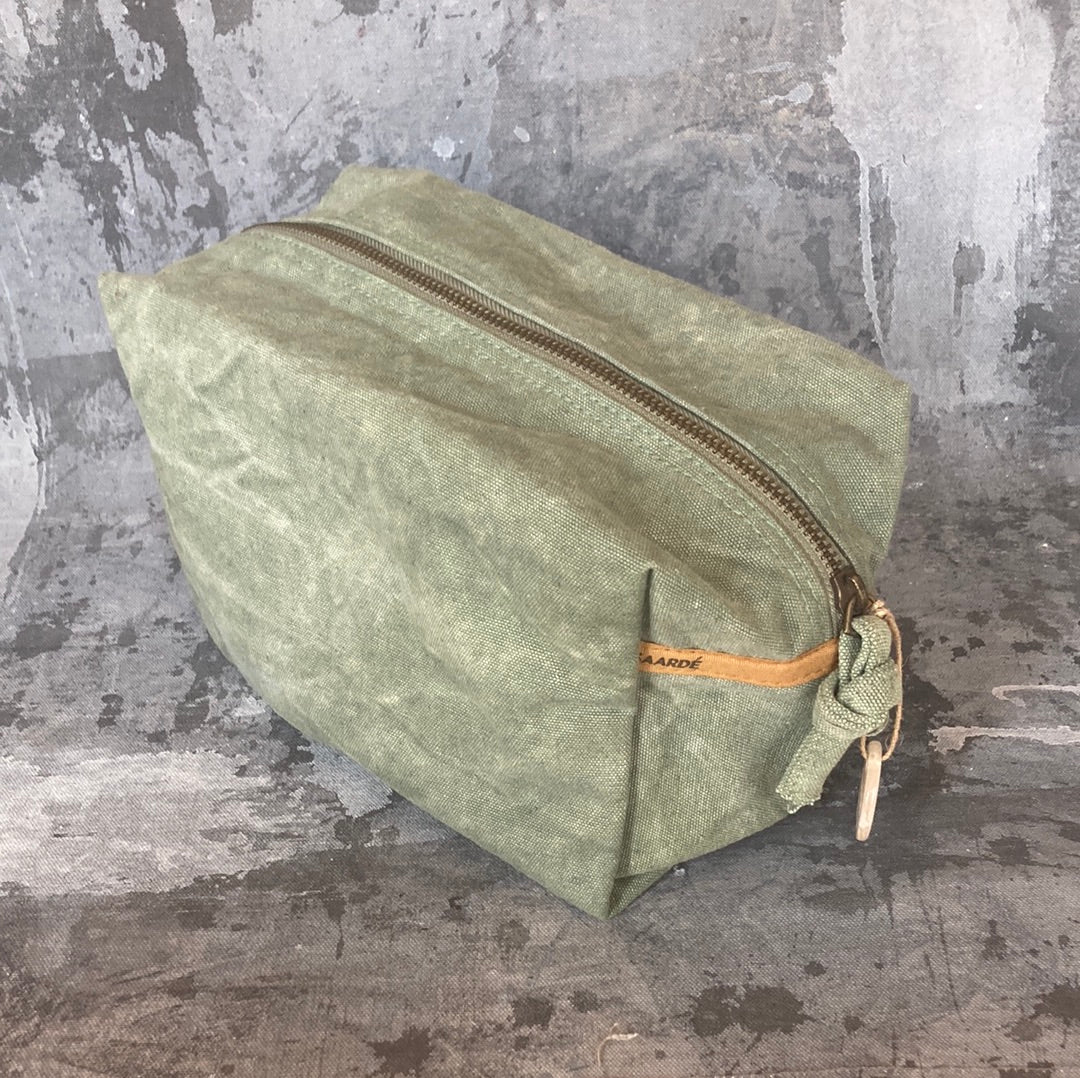 Saardé - Journey Canvas Toiletry Bag | Eucalyptus – Paloma Lifestyle ...